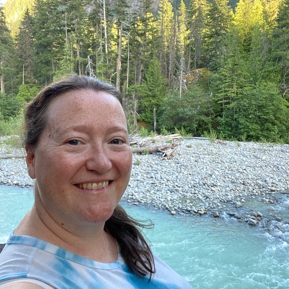 Meet your Posher, Peggy - Picture 3 of 4